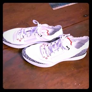 Jordan size 13 low running shoes